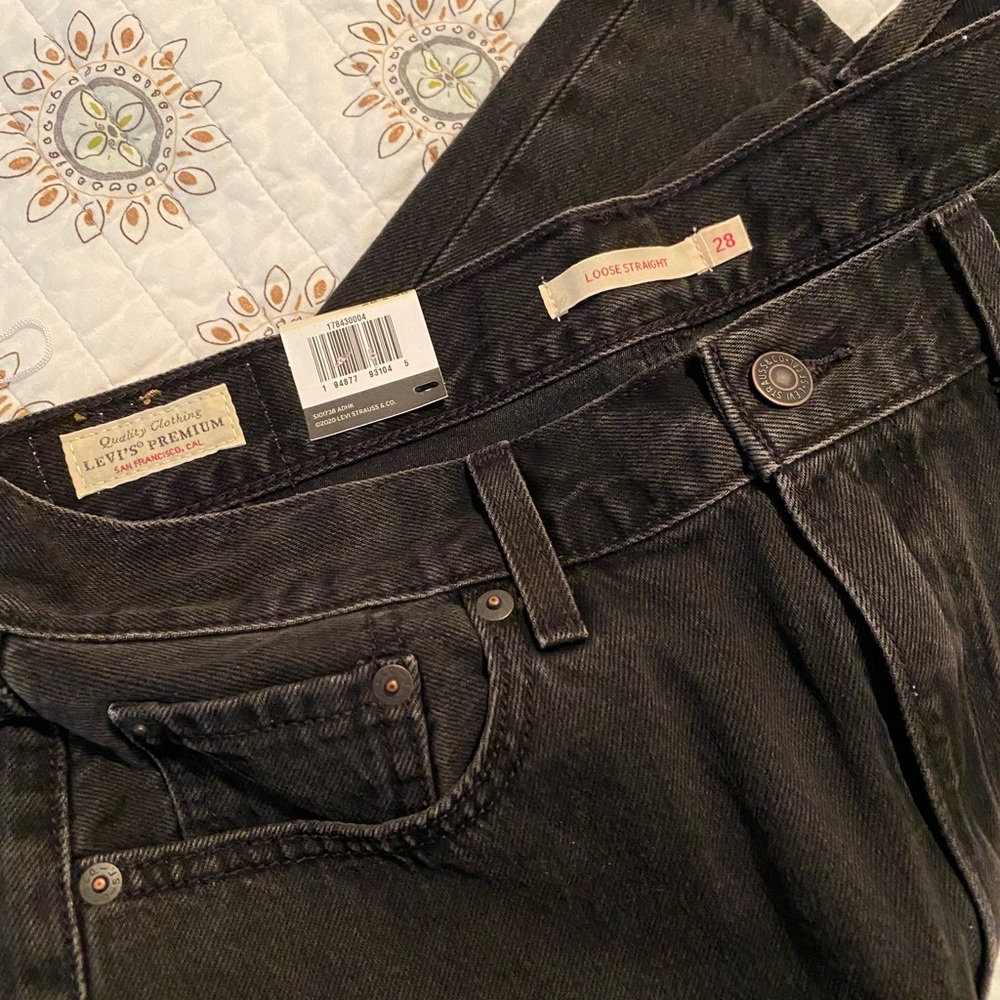 Women’s premium Levi’s - Picture 3 of 4